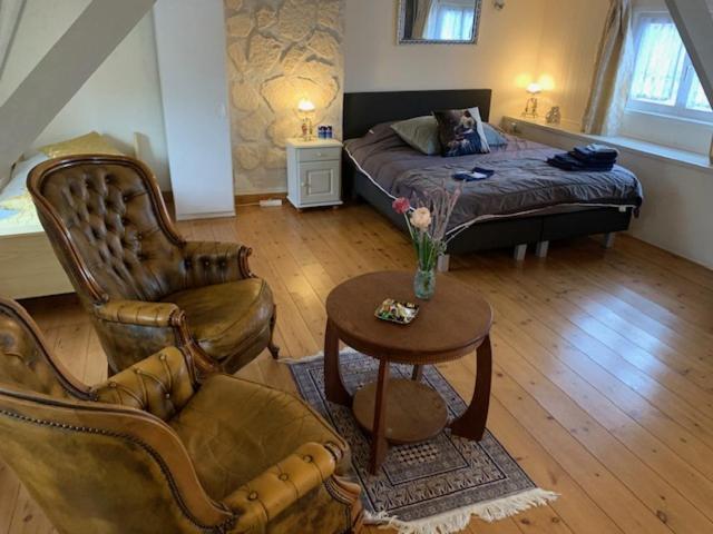 B&B Petit Chateau - Stijlvol Verblijf Centraal Gelegen In Zeeuws Vlaanderen Biervliet Ngoại thất bức ảnh